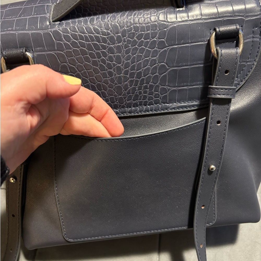 GEIR NESS Navy Croc Design Laila Faux Leather Bag - Picture 8 of 9